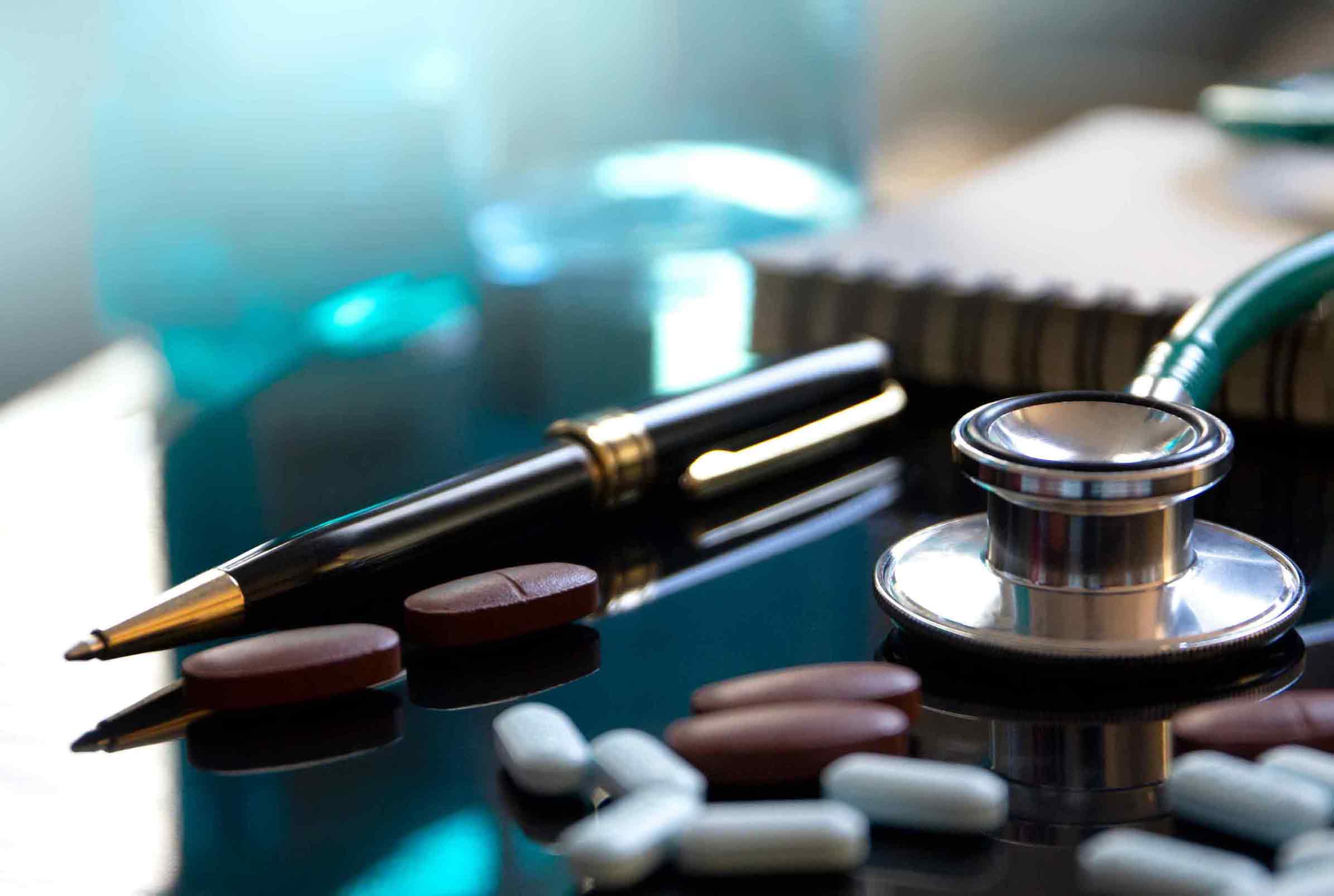 بیمه و خدمات درمانی دانشجویان